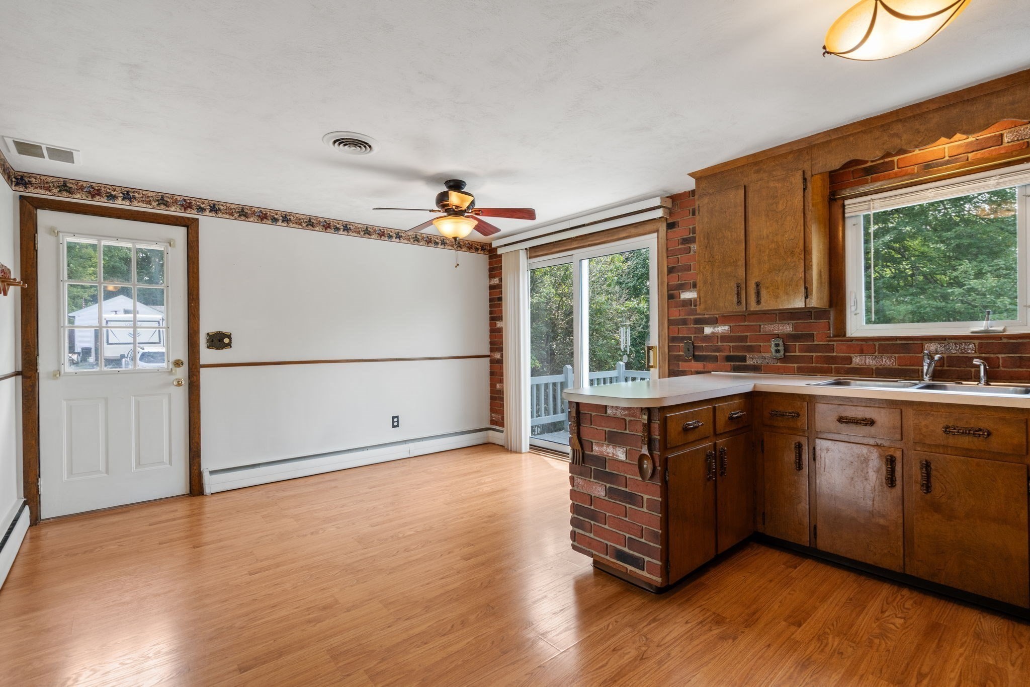 8 Benelli St Property Photo 9