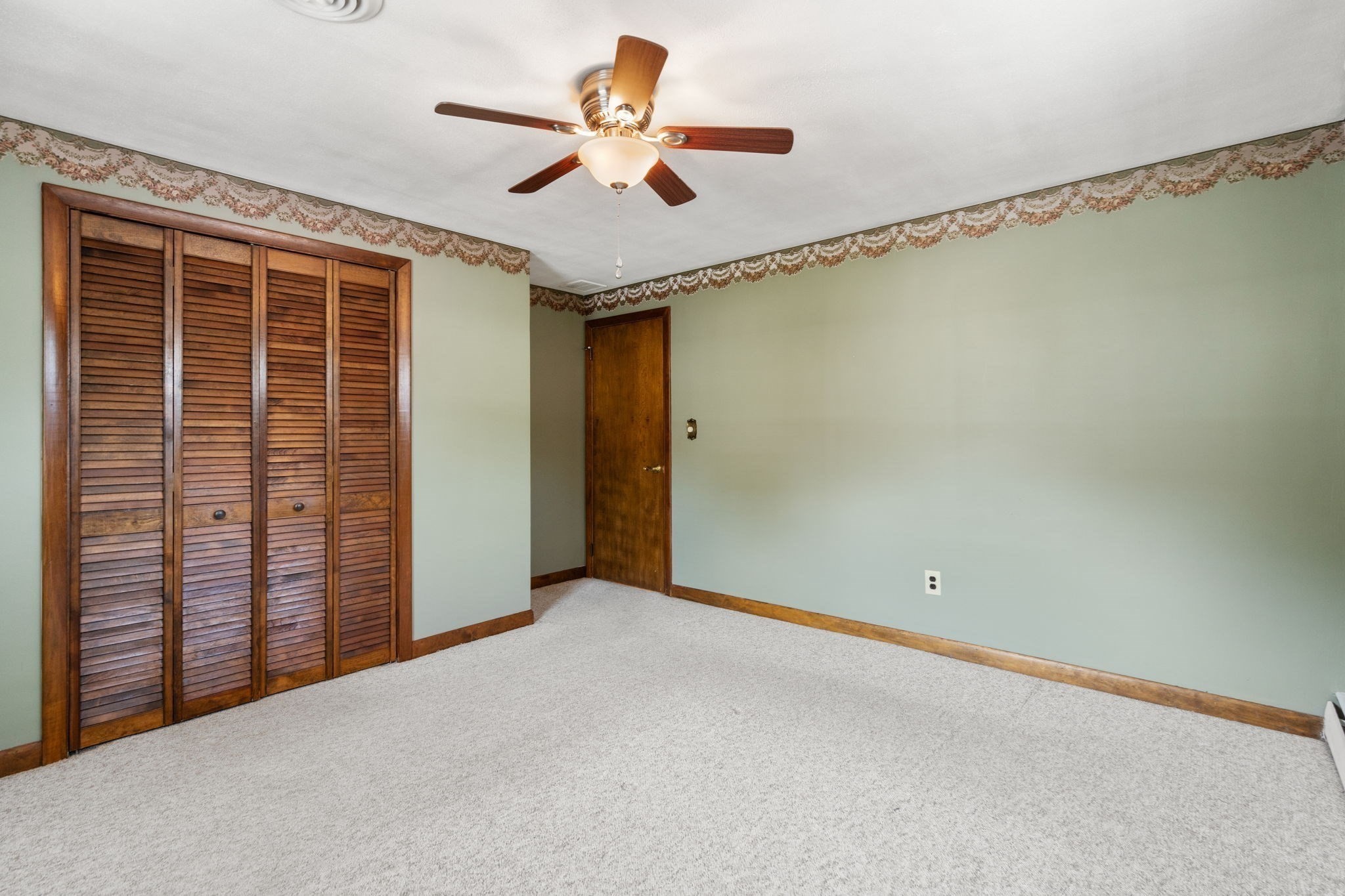 8 Benelli St Property Photo 14