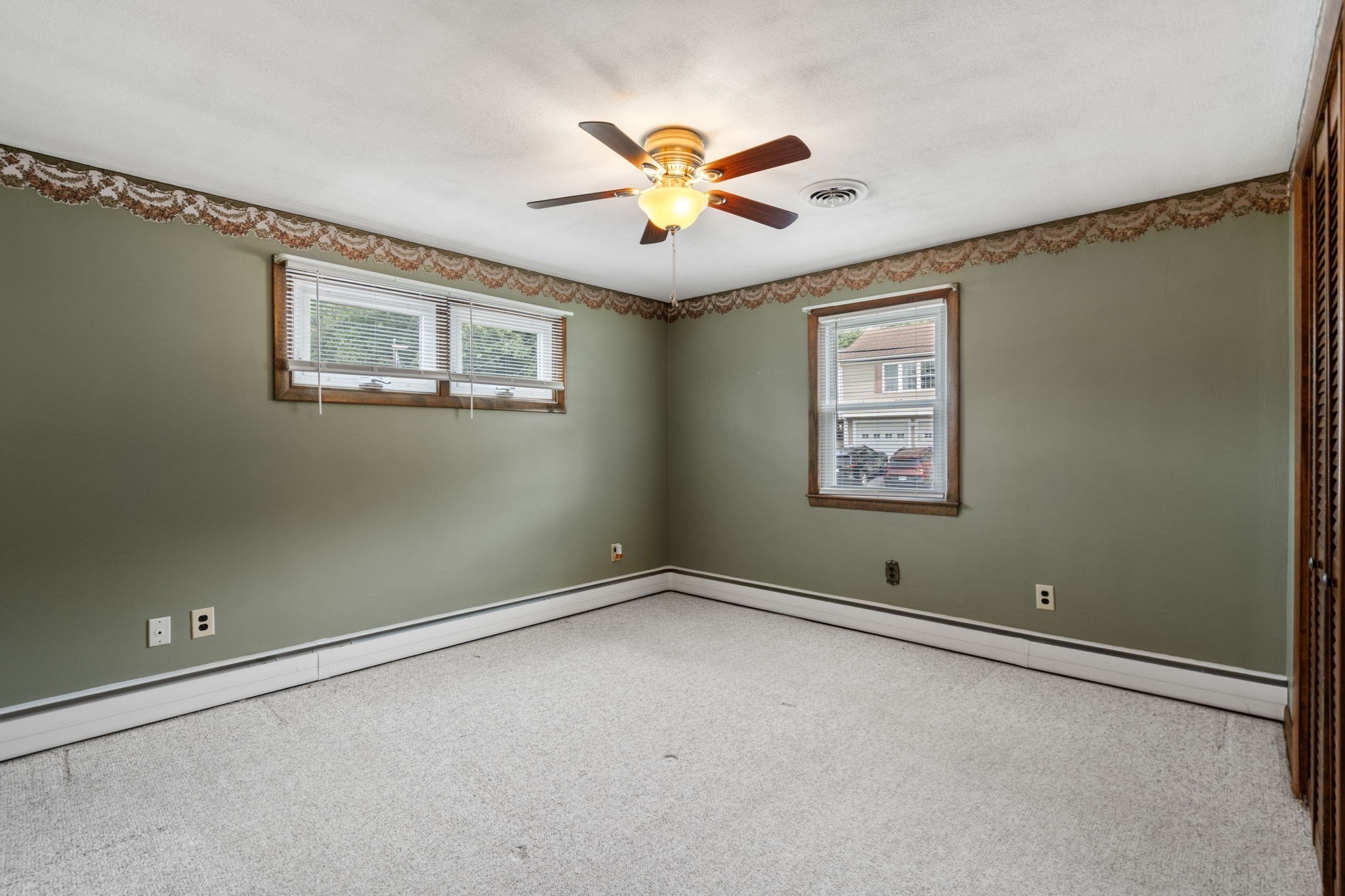 8 Benelli St Property Photo 15