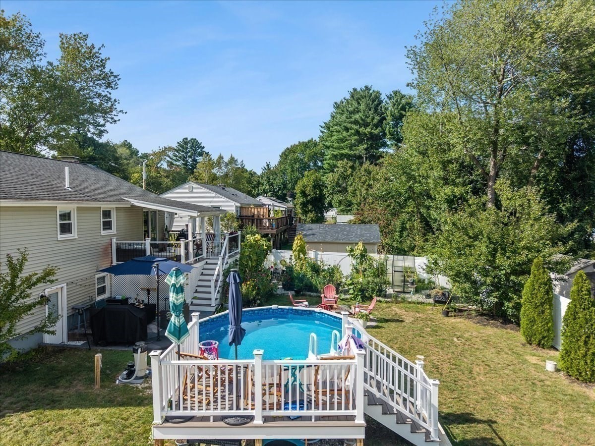 140 Tosca Dr Property Photo 31
