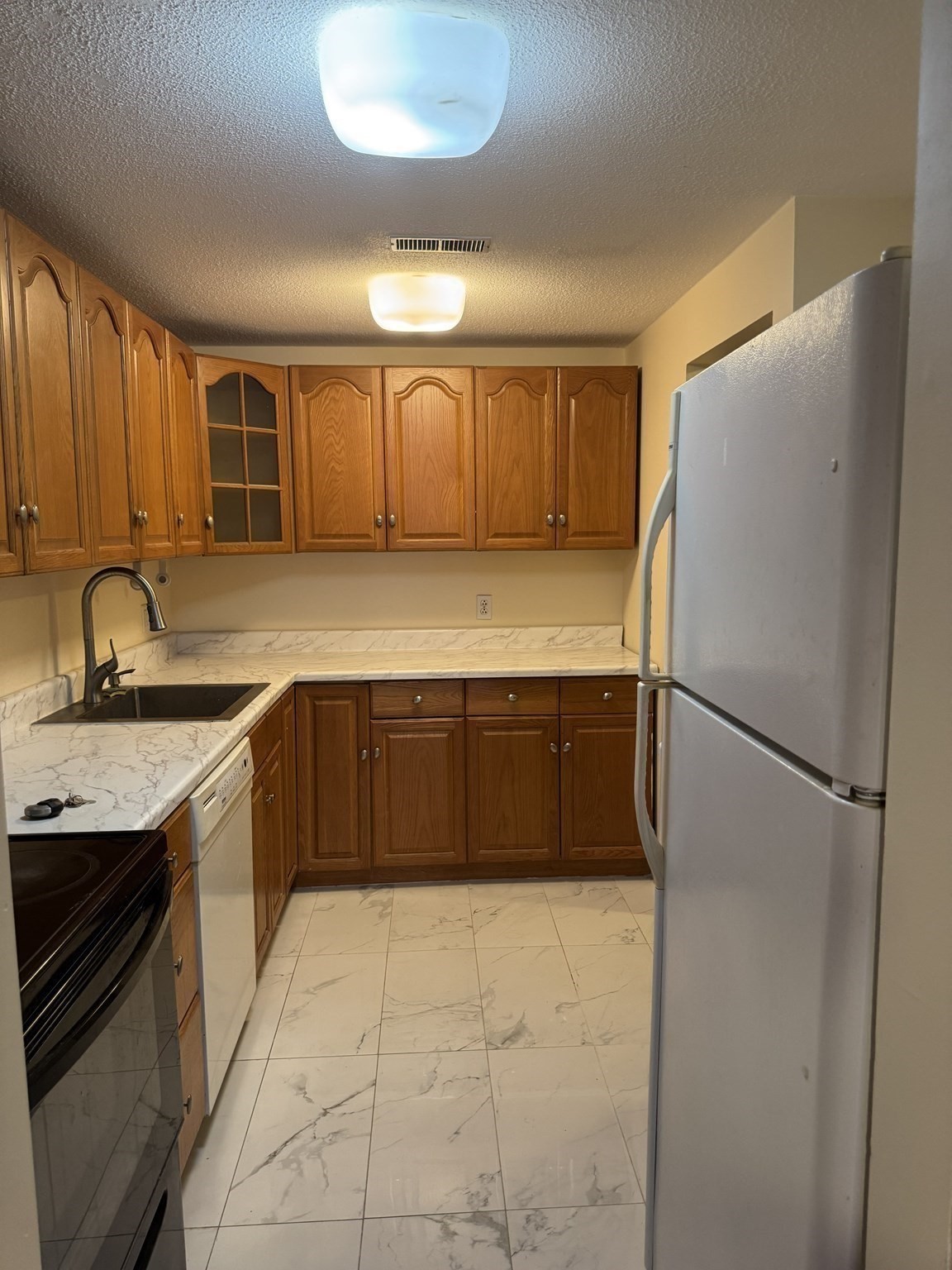3 Elm St # 7 Property Photo 6