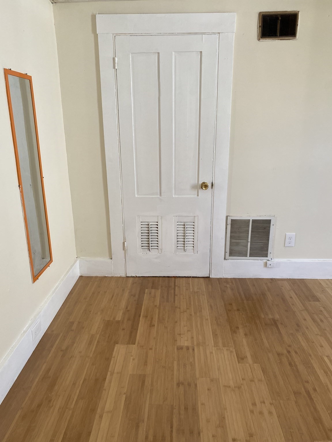 149 Main St # 3 Property Photo 13