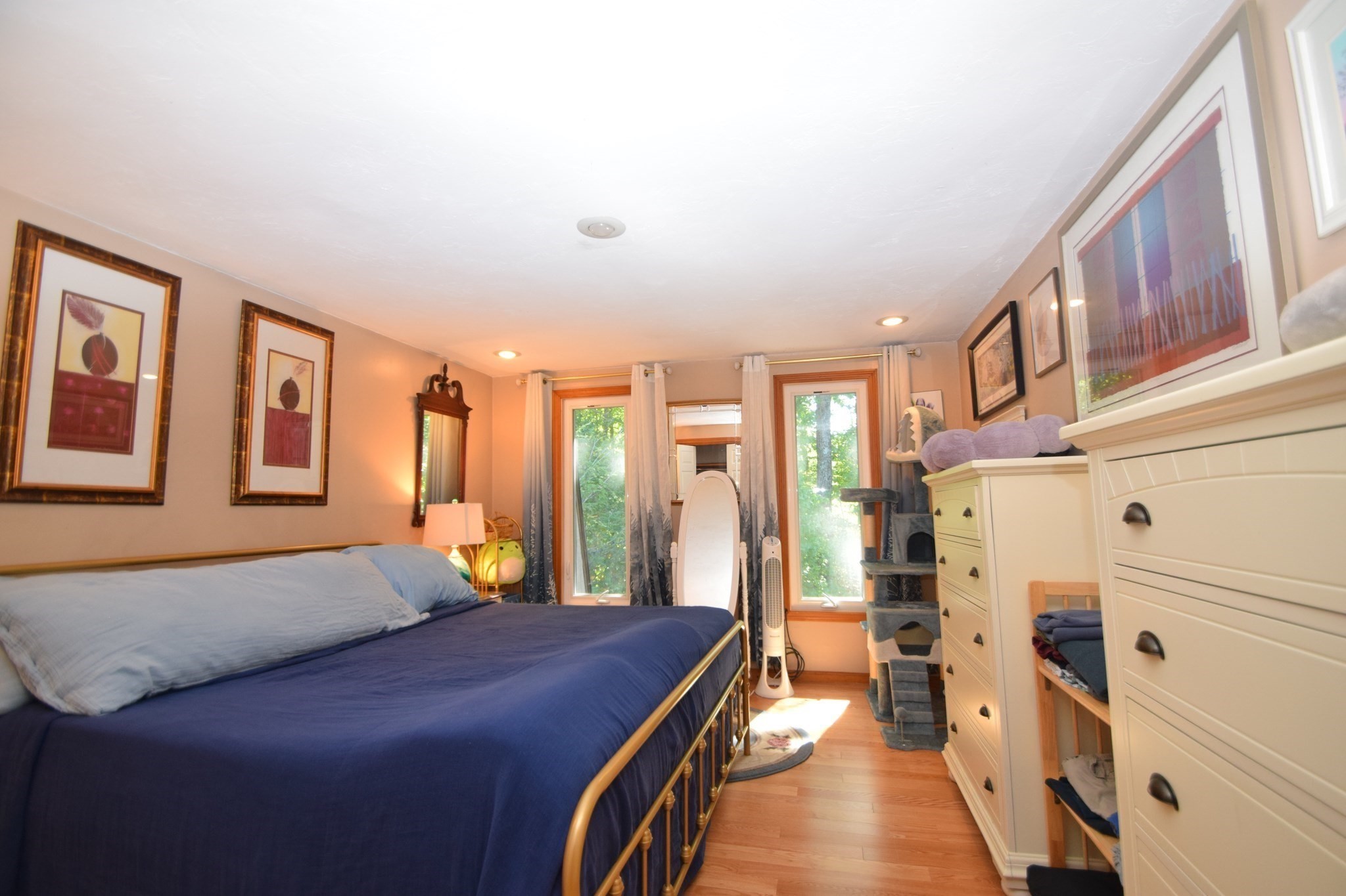 14 Grove Sq # 14 Property Photo 17