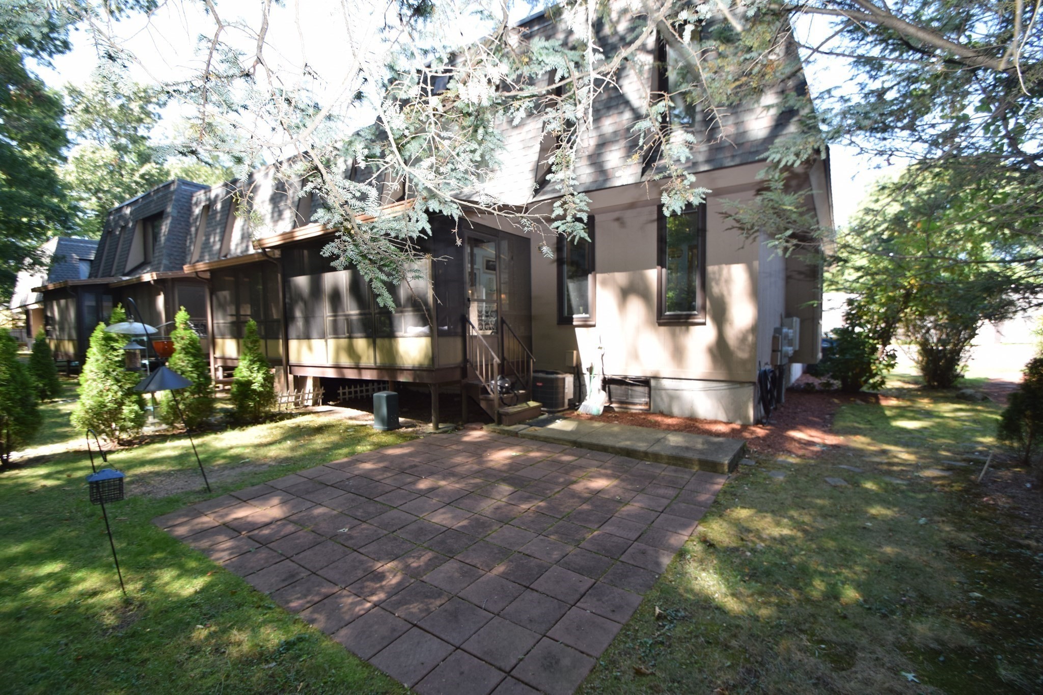 14 Grove Sq # 14 Property Photo 34