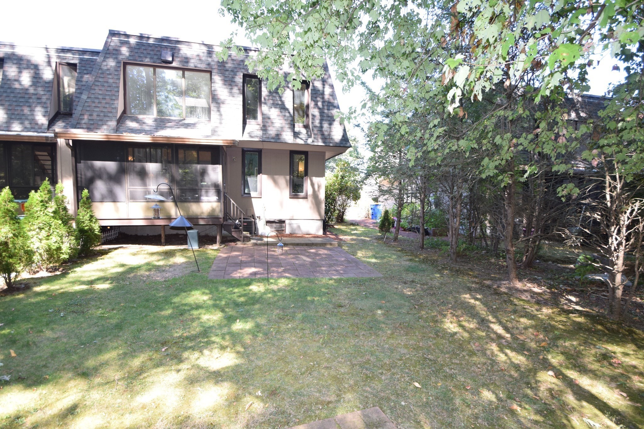 14 Grove Sq # 14 Property Photo 36