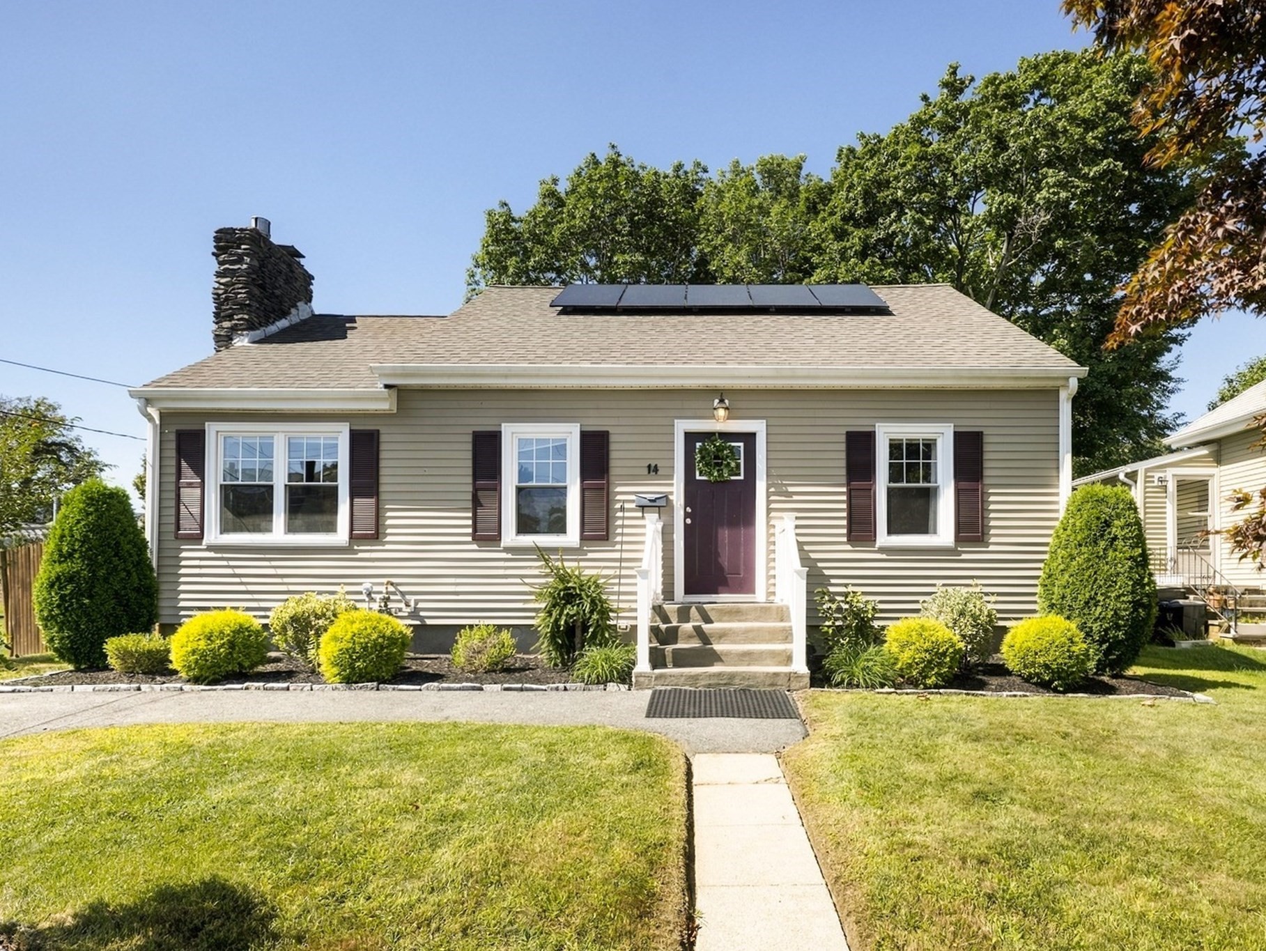 14 Macomber Ave Property Photo 1