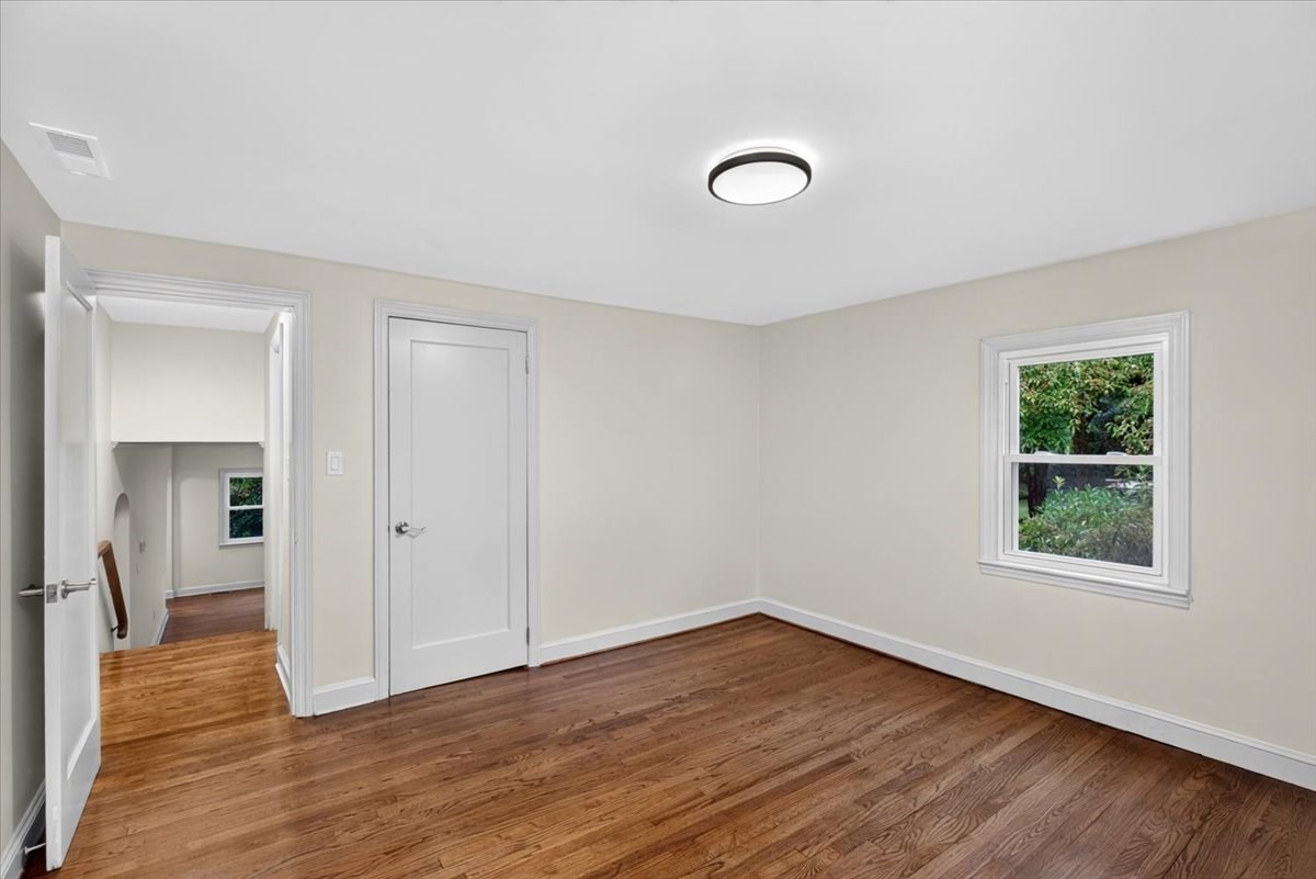 356 Springfield St Property Photo 24