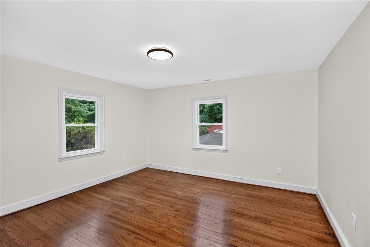 356 Springfield St Property Photo 26