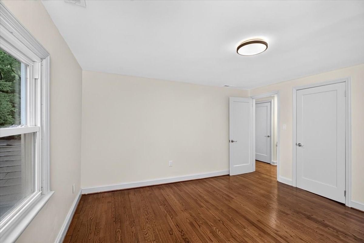 356 Springfield St Property Photo 27