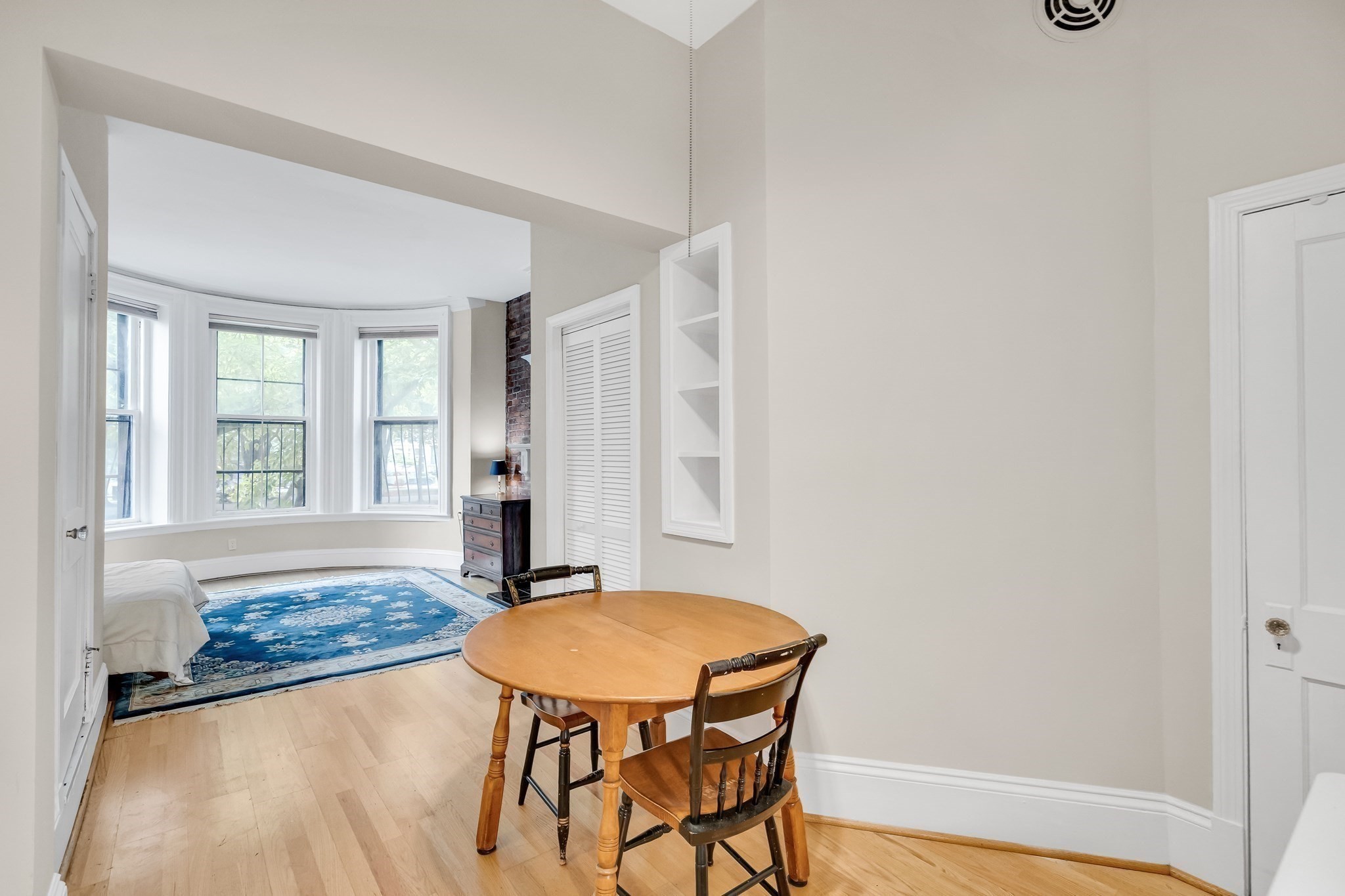 293-295 Commonwealth Avenue # 1a Property Photo 10
