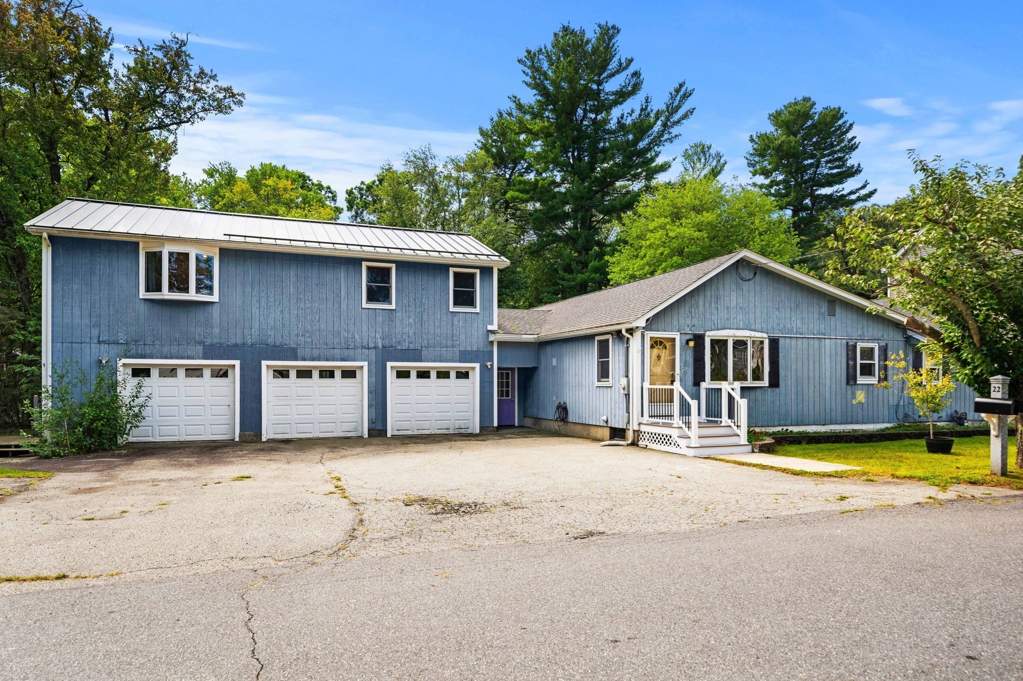 22 Basswood Ave Property Photo 1