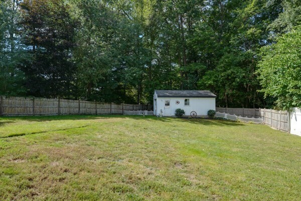 5 William Rd Property Photo 10