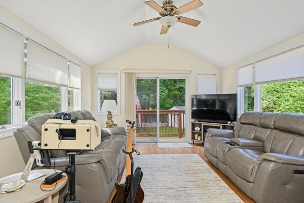 5 William Rd Property Photo 20