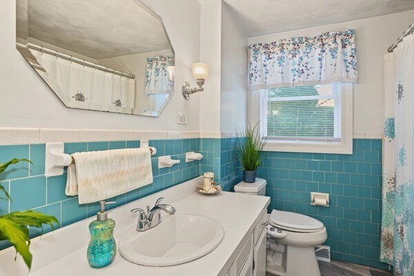 5 William Rd Property Photo 23