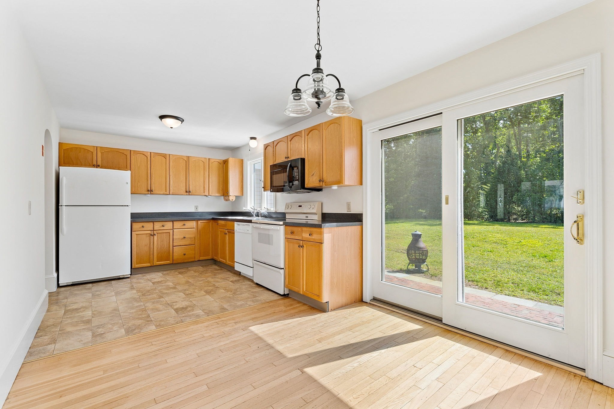 9 Old Lowell Road Property Photo 5