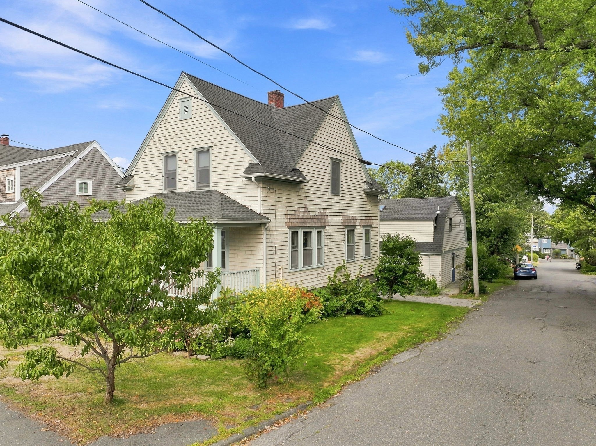 19 Norwood Ave Property Photo 4