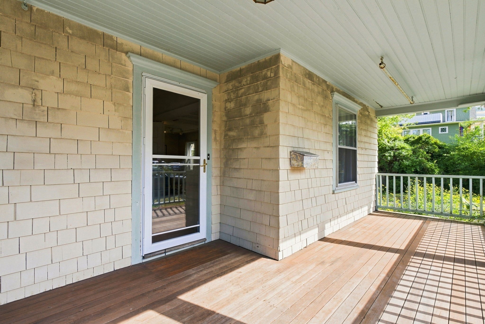 19 Norwood Ave Property Photo 6