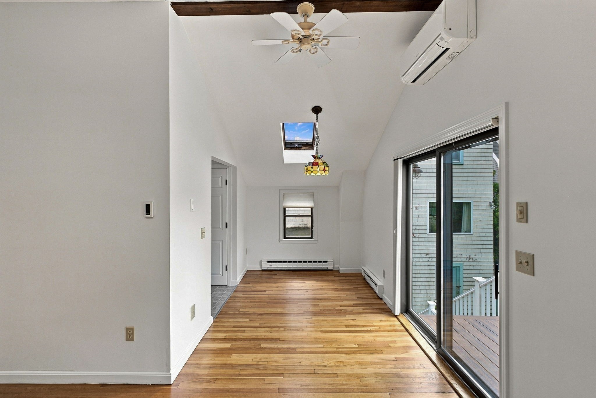 19 Norwood Ave Property Photo 27
