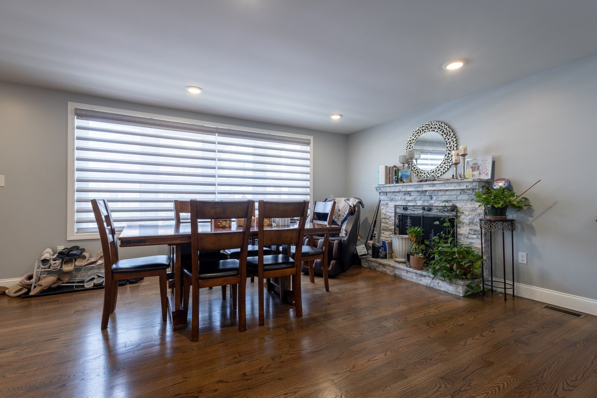 41 Dedham St Property Photo 5