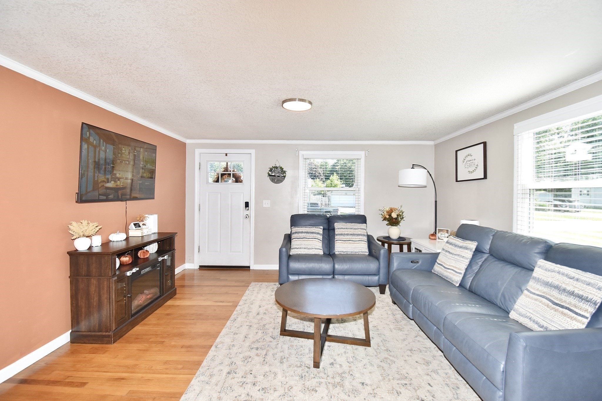 92 Louis Rd Property Photo 11