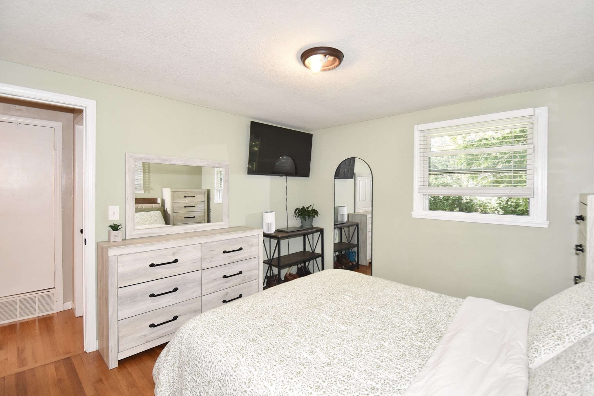 92 Louis Rd Property Photo 18