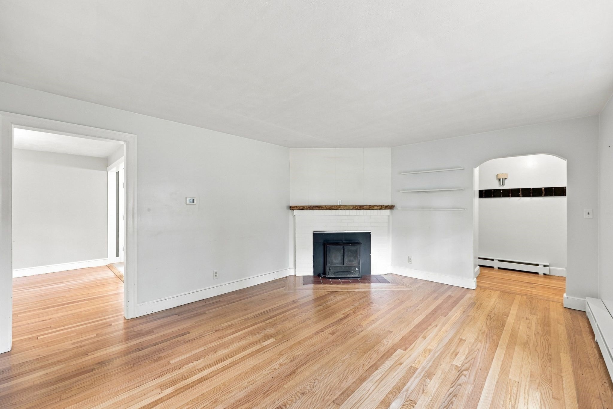 20 Sunset Ave Property Photo 8