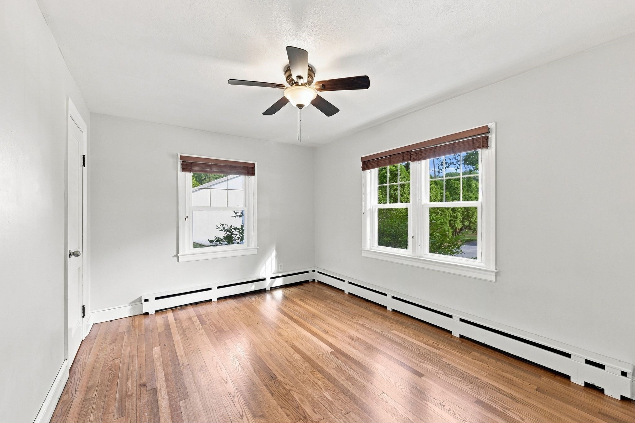 20 Sunset Ave Property Photo 18
