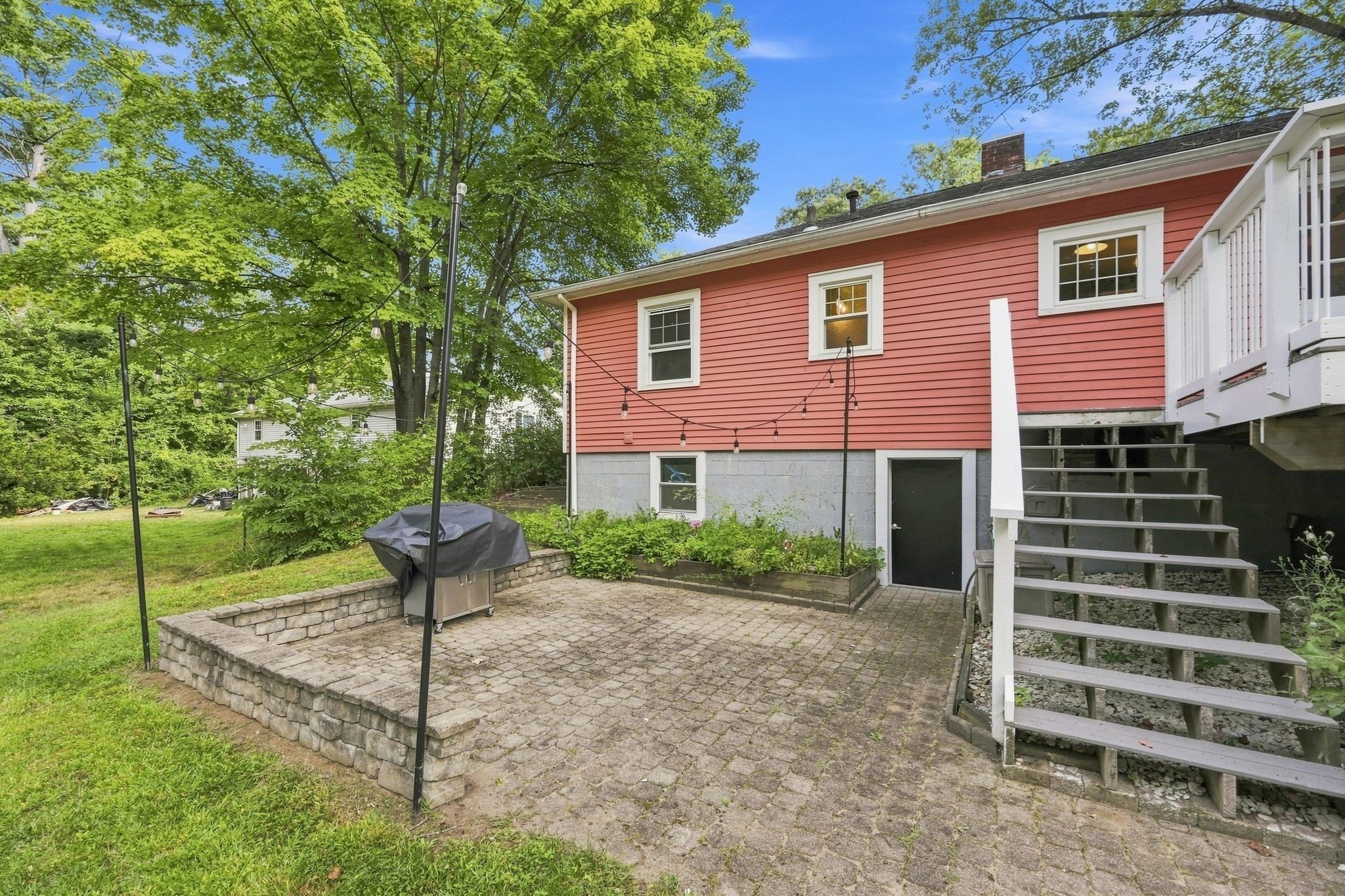 20 Sunset Ave Property Photo 34