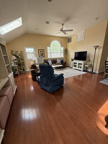 38 Reynolds Ave Property Photo 10