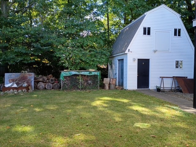 38 Reynolds Ave Property Photo 40