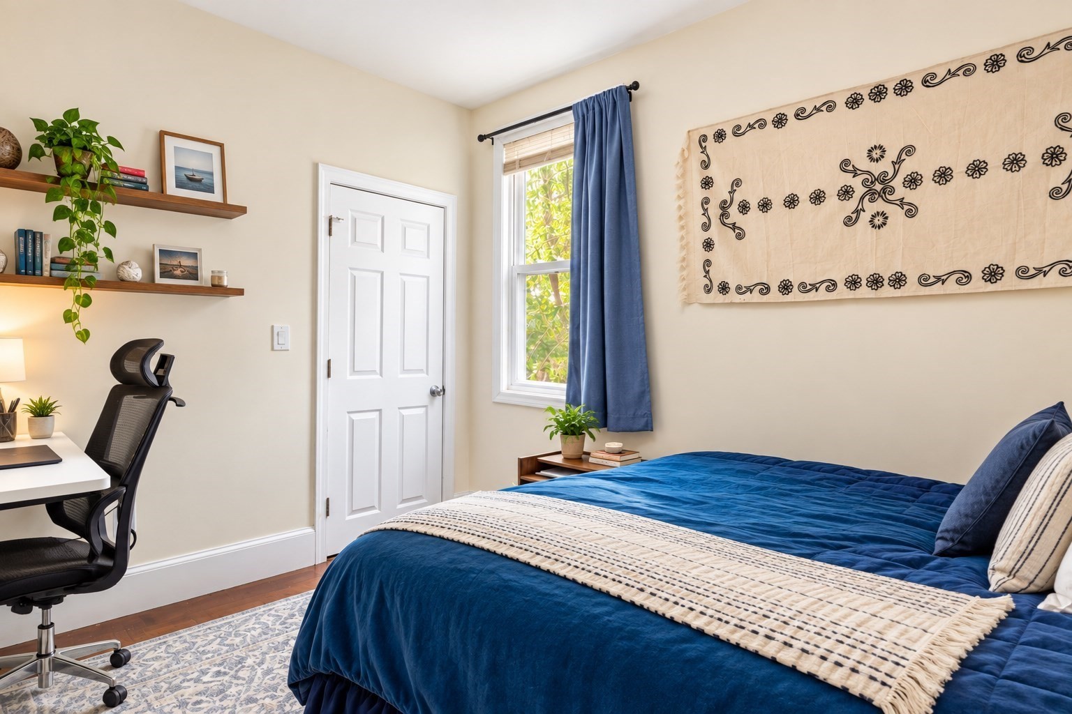 205 Harvard Street Property Photo 8