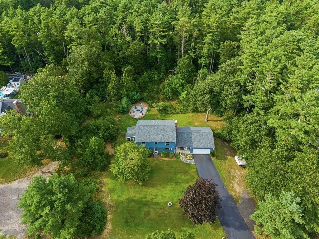 33 Woodland Rd Property Photo 6