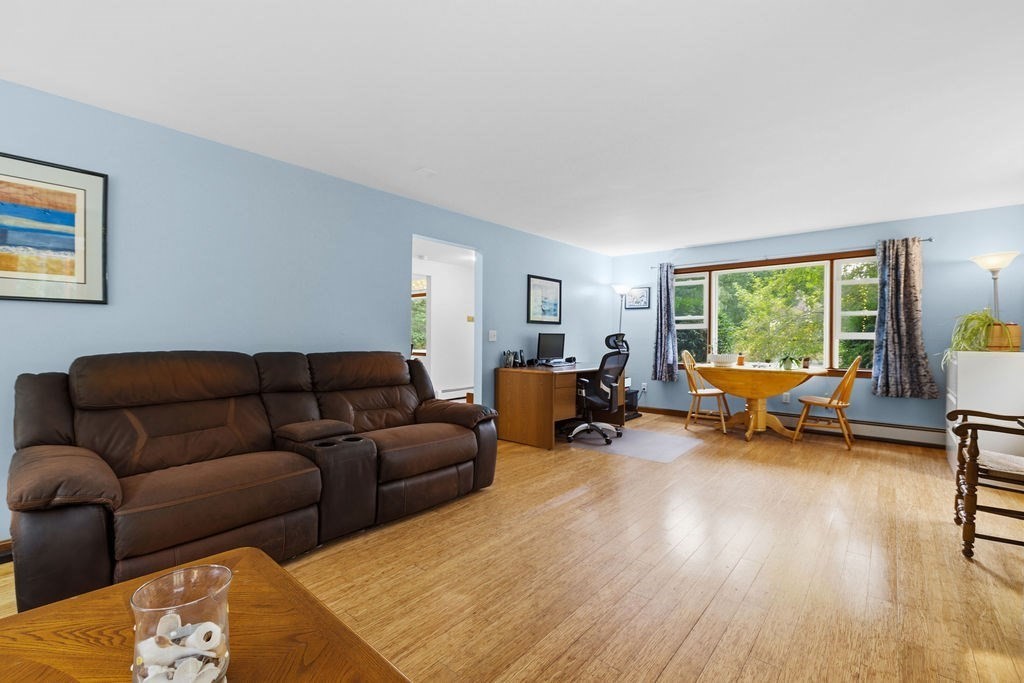 33 Woodland Rd Property Photo 27
