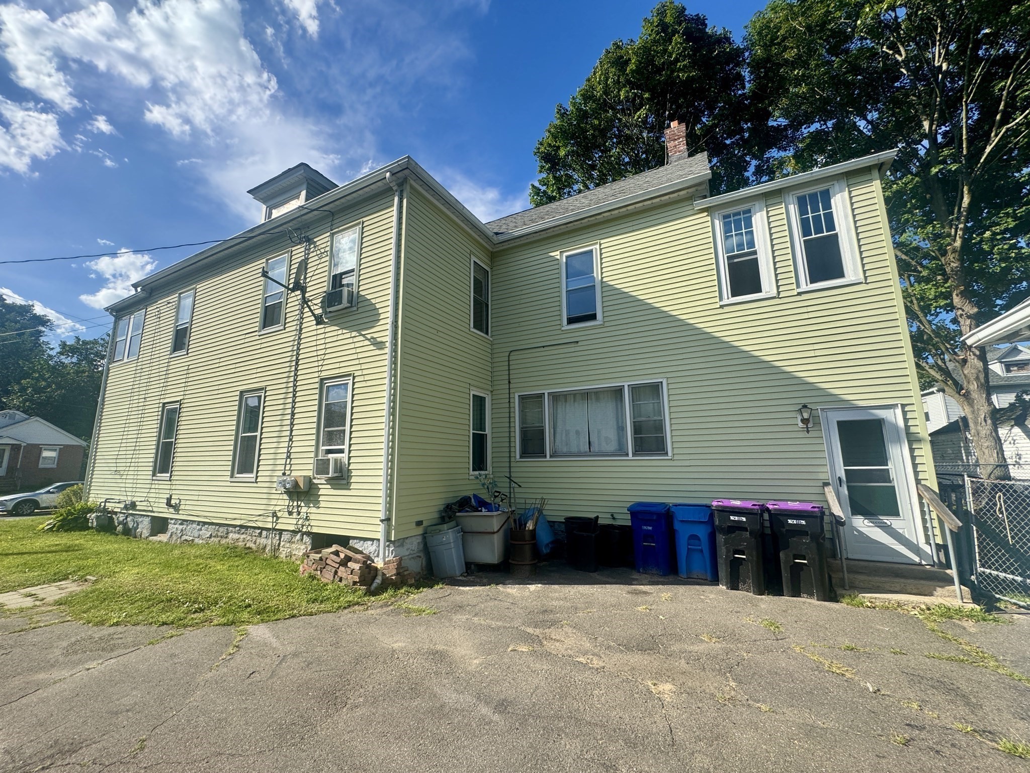 13 Dexter St Property Photo 4