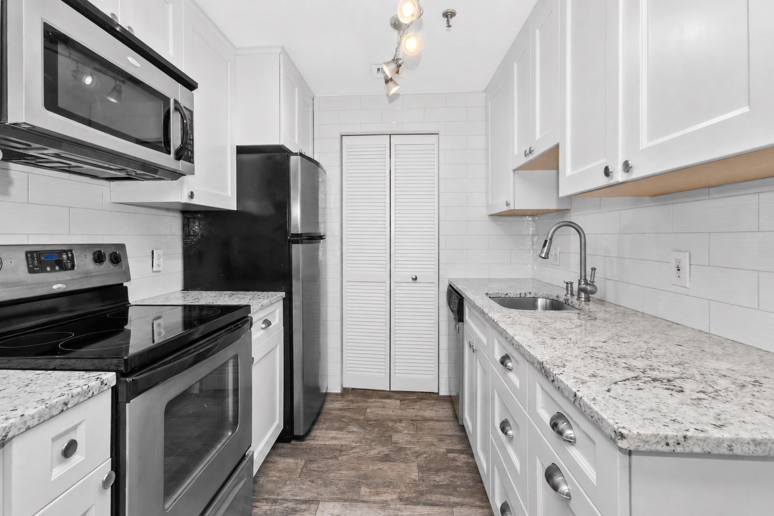 124 Tudor Street # C Property Photo 7