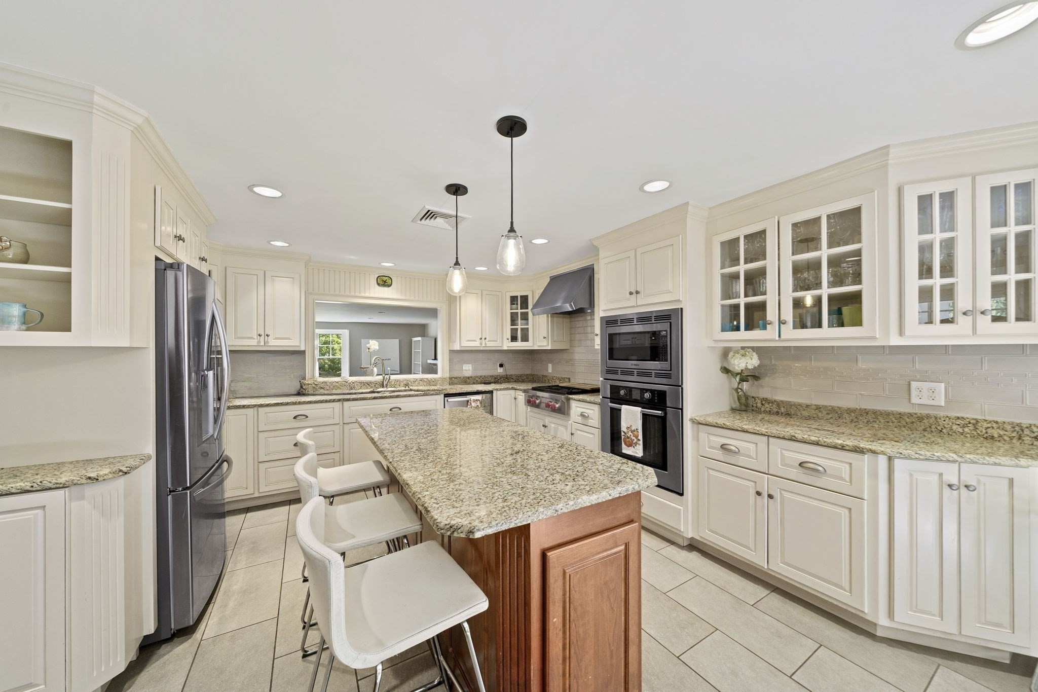 21 Elmwood Rd Property Photo 6