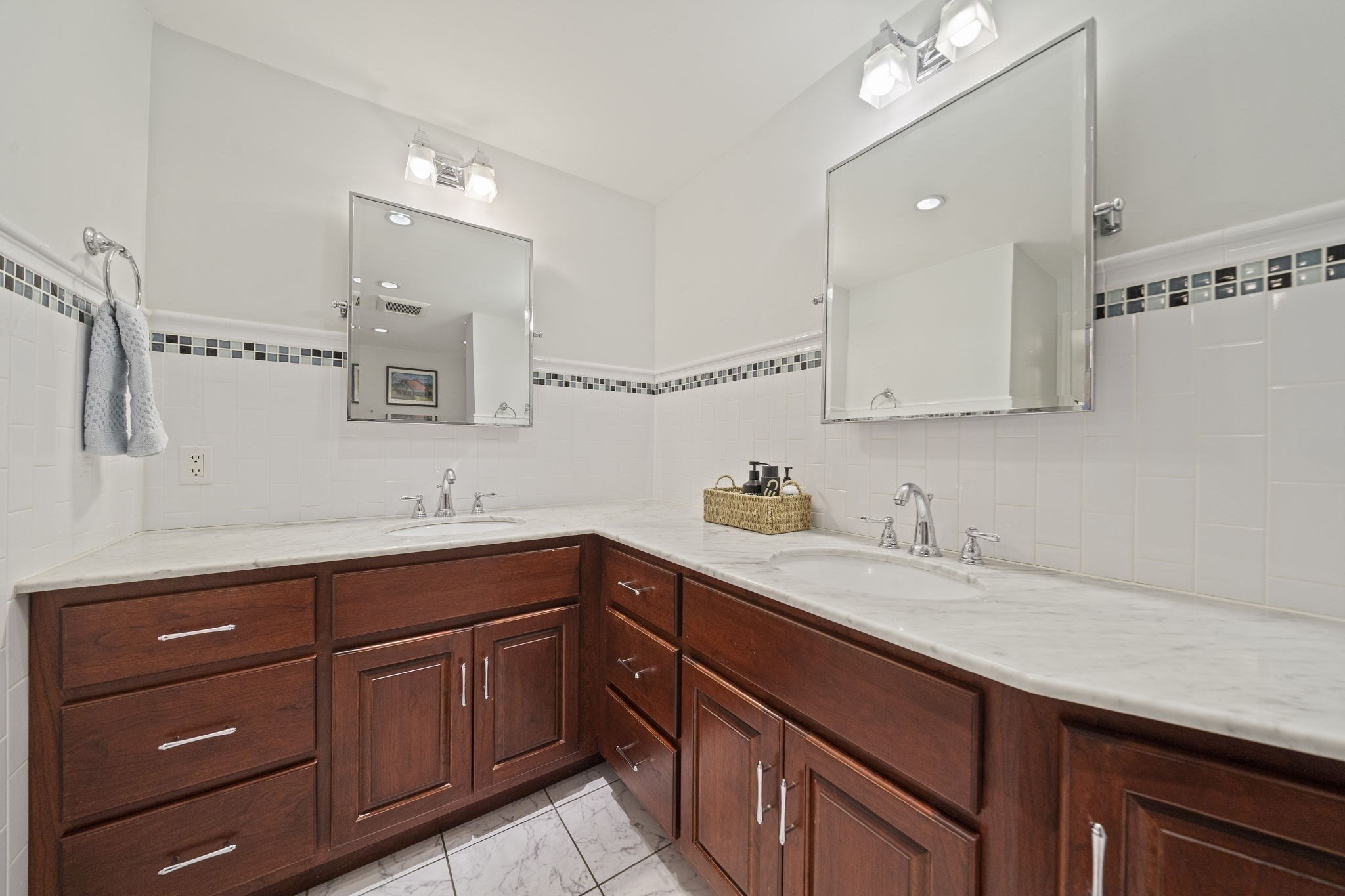 21 Elmwood Rd Property Photo 19