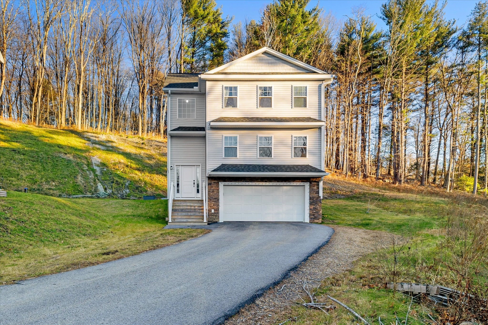 60 City Depot Rd # 401 Property Photo 1