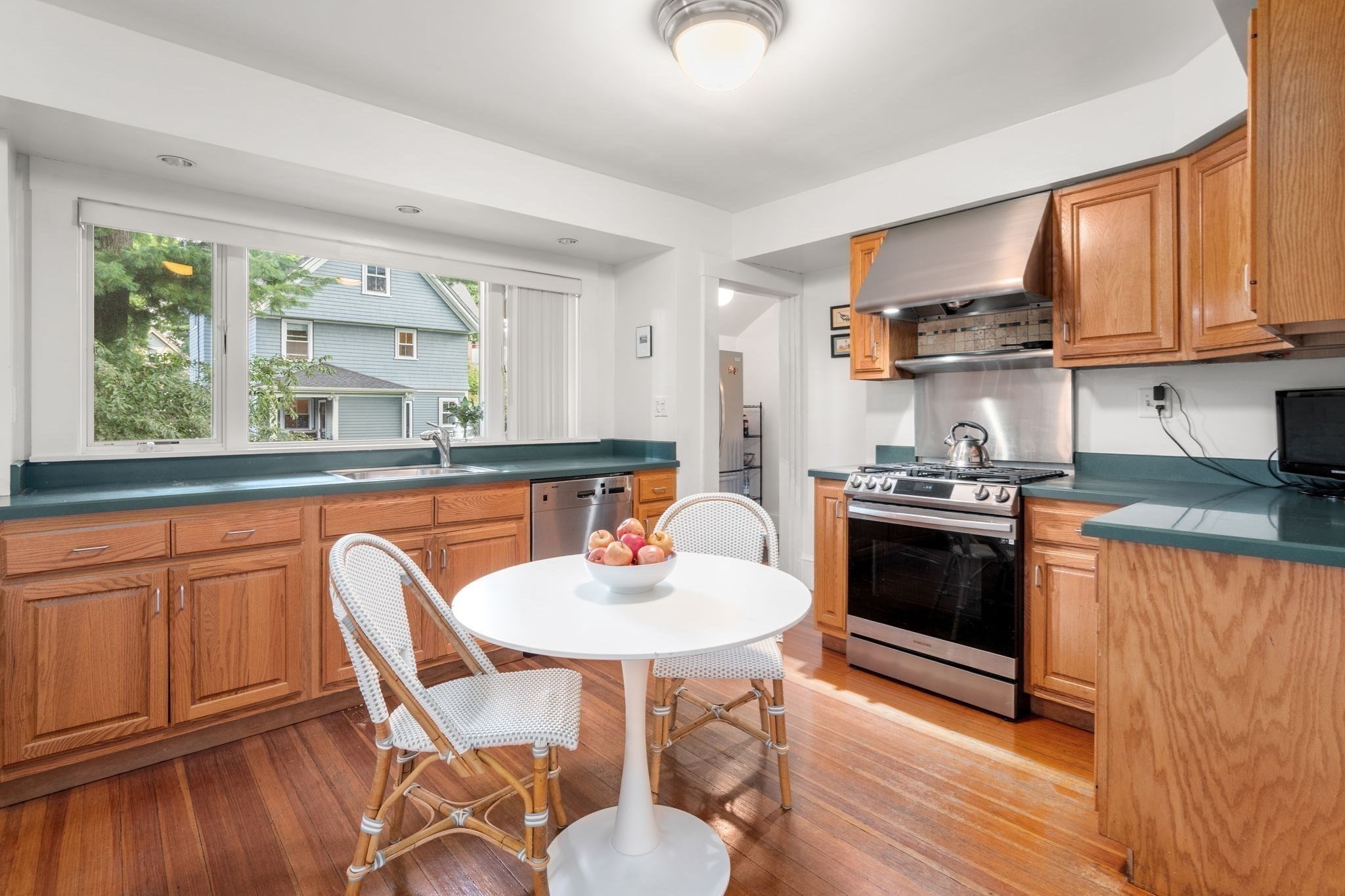 18 Loring Street Property Photo 9