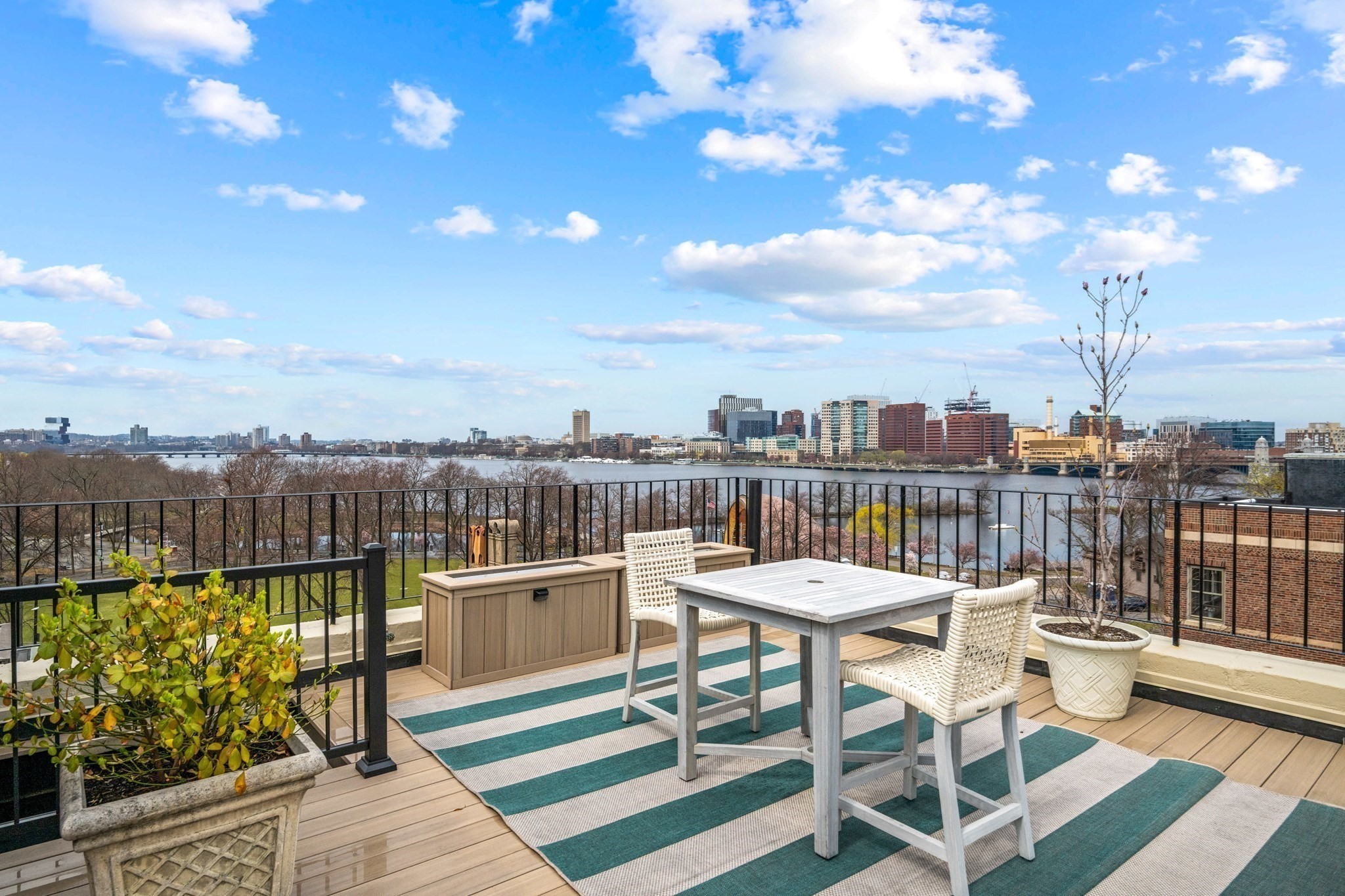 101 Chestnut Street Property Photo 19