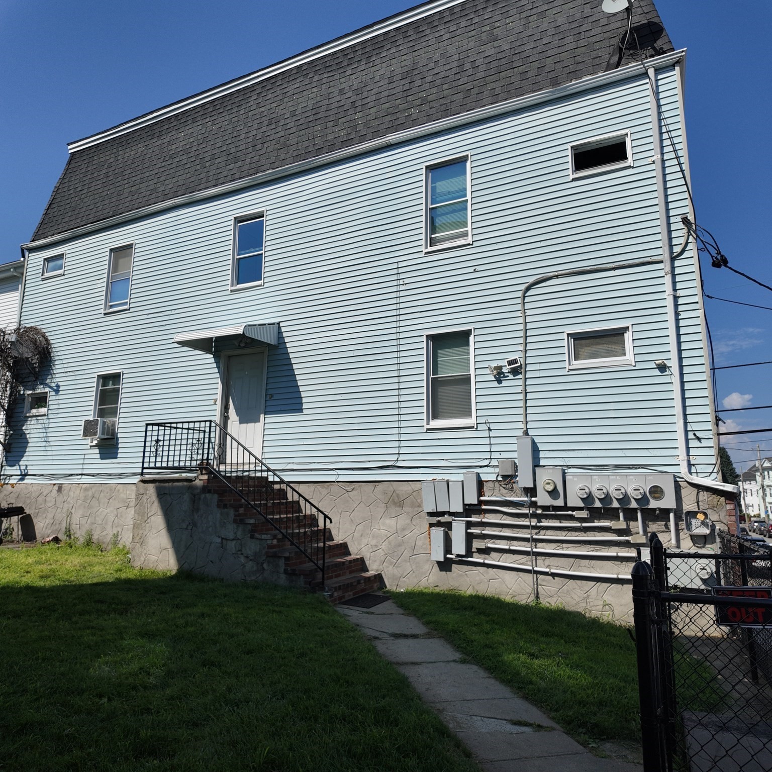 263-265 Rodman St Property Photo 3