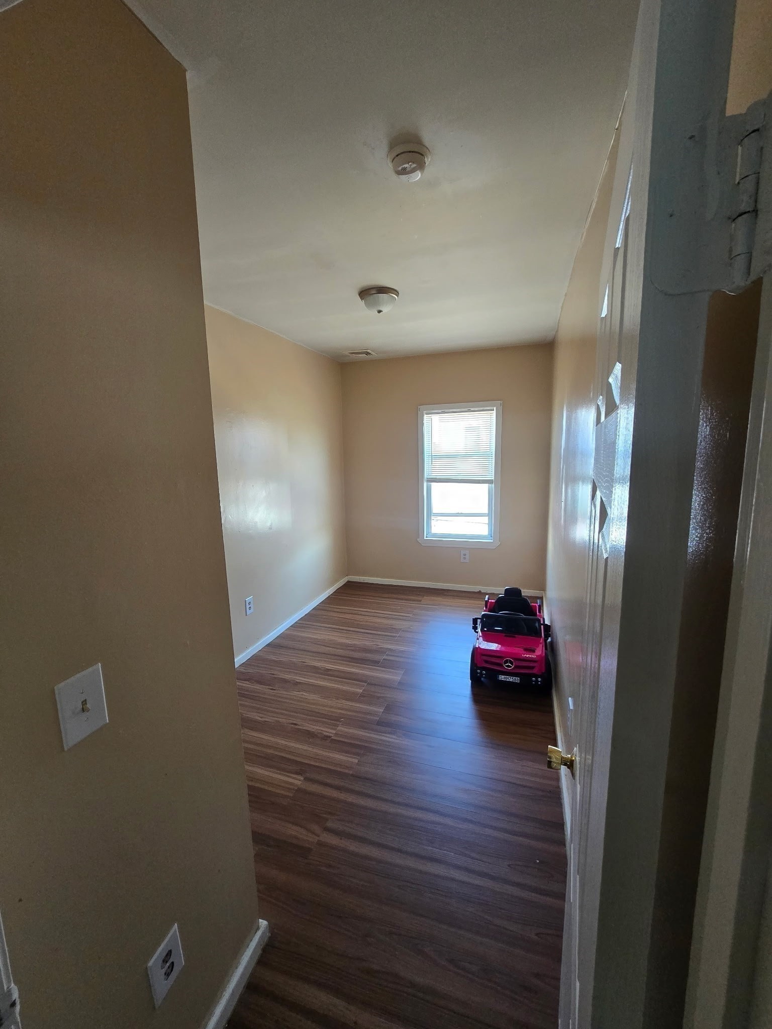 263-265 Rodman St Property Photo 12
