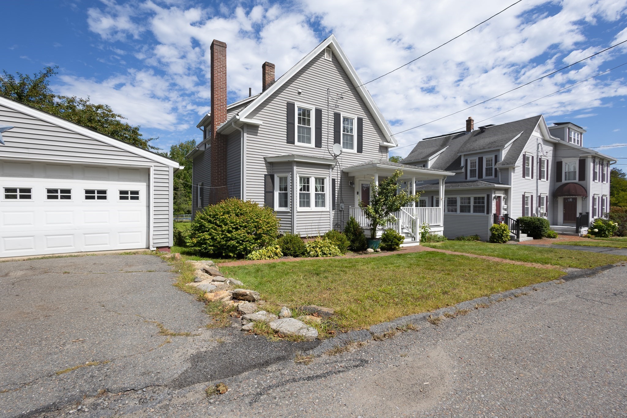 147 W Broadway Property Photo 3