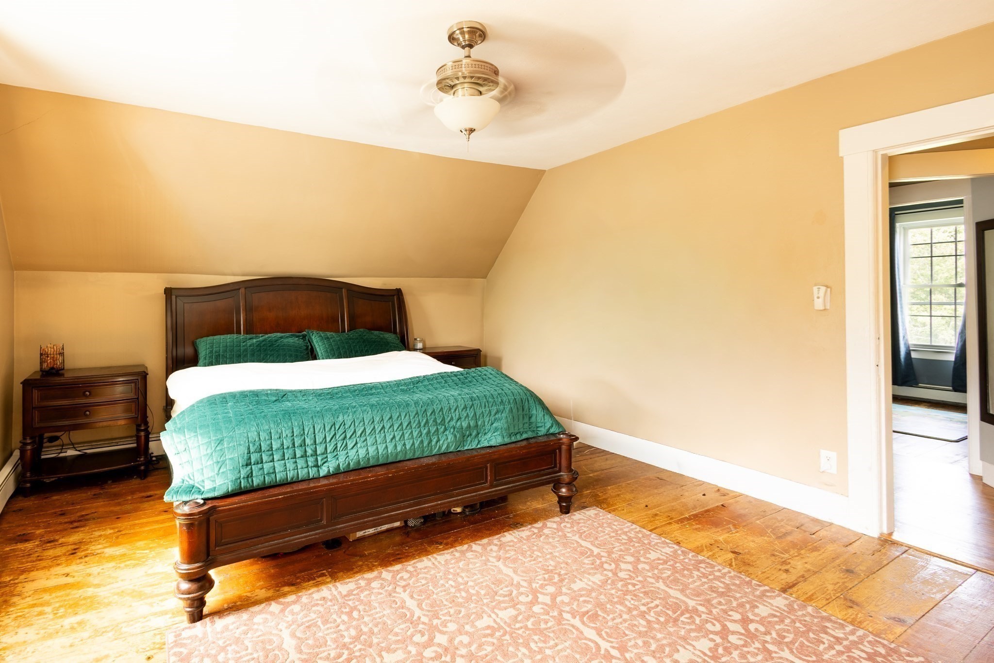 147 W Broadway Property Photo 17