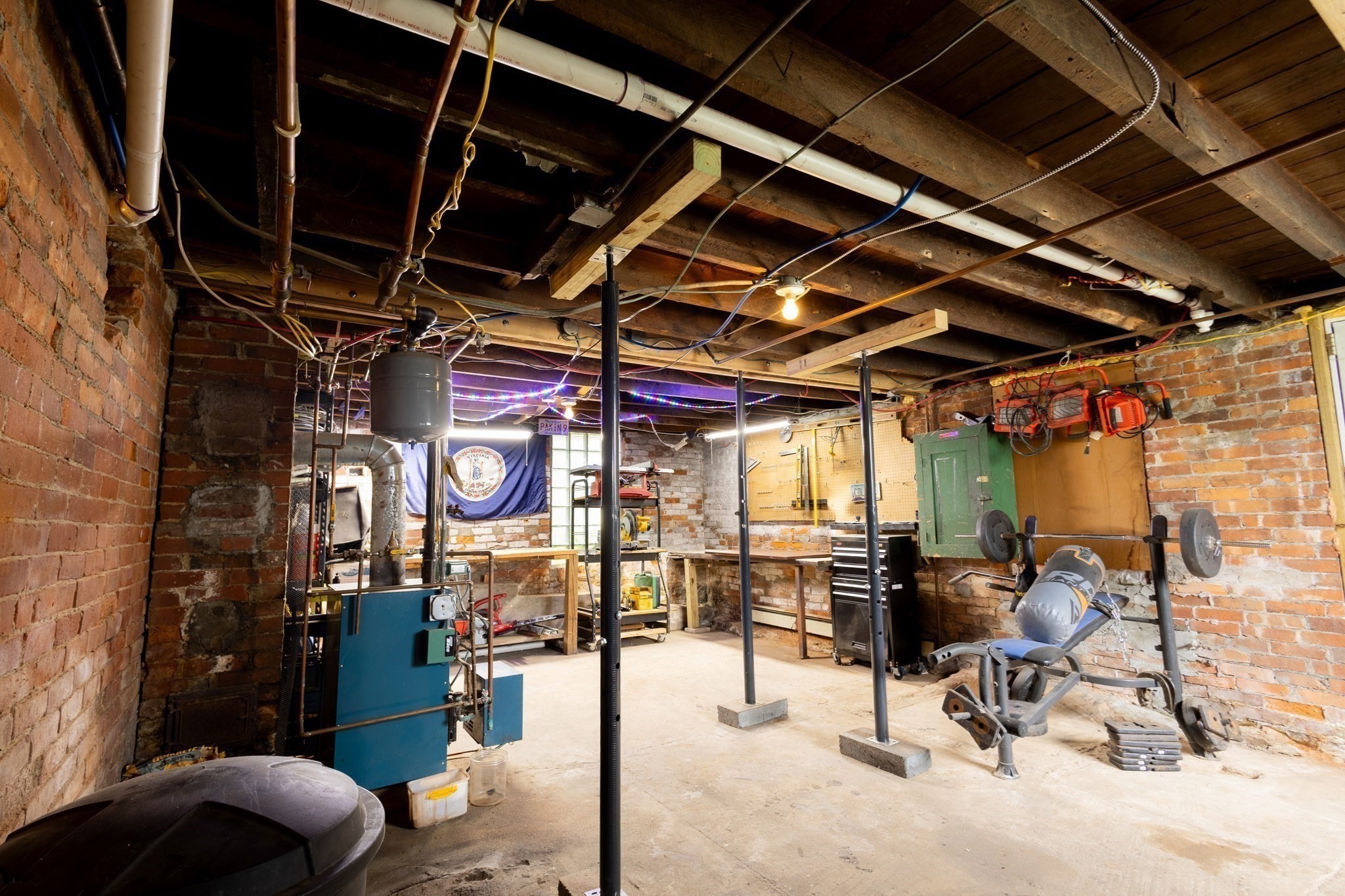 147 W Broadway Property Photo 19