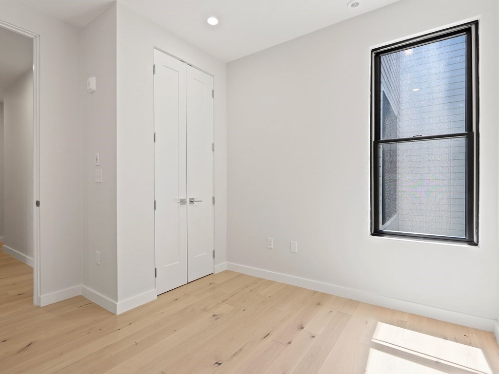 340 West 2nd Street # 17 Property Photo 13