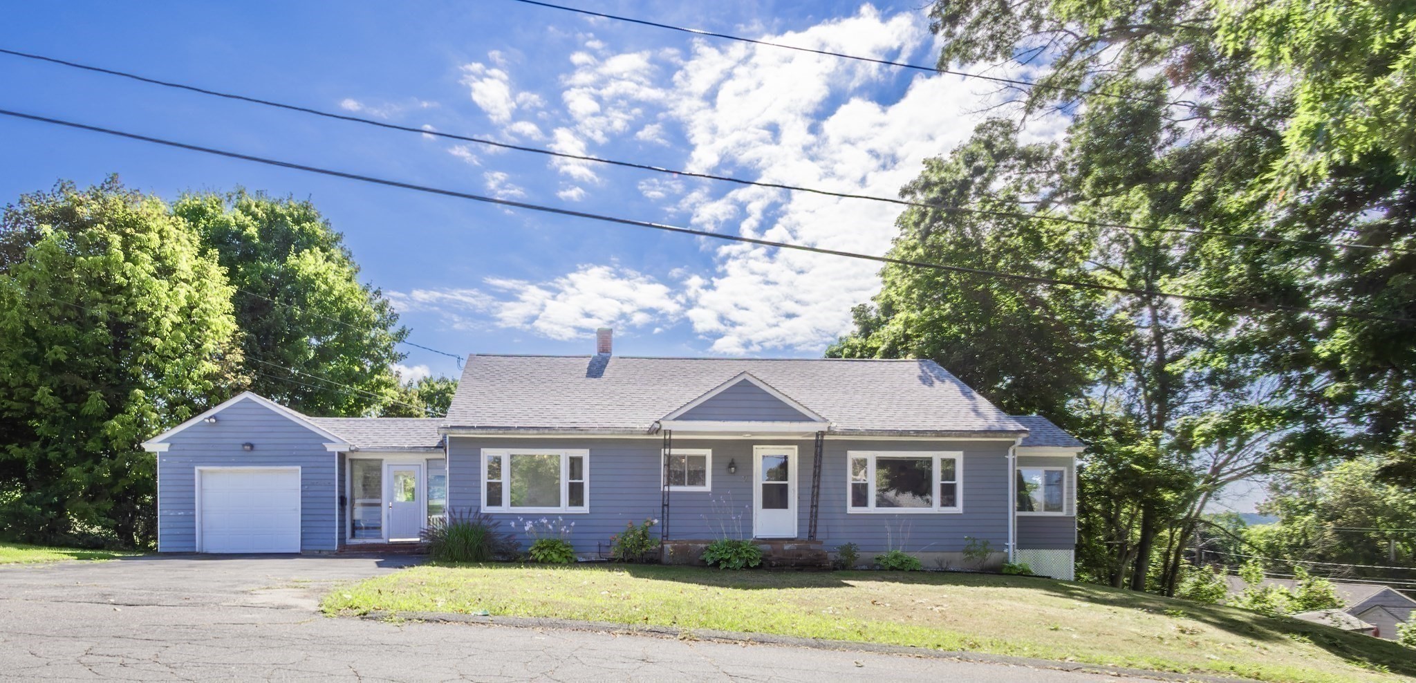 9 Byron Ave Property Photo 27