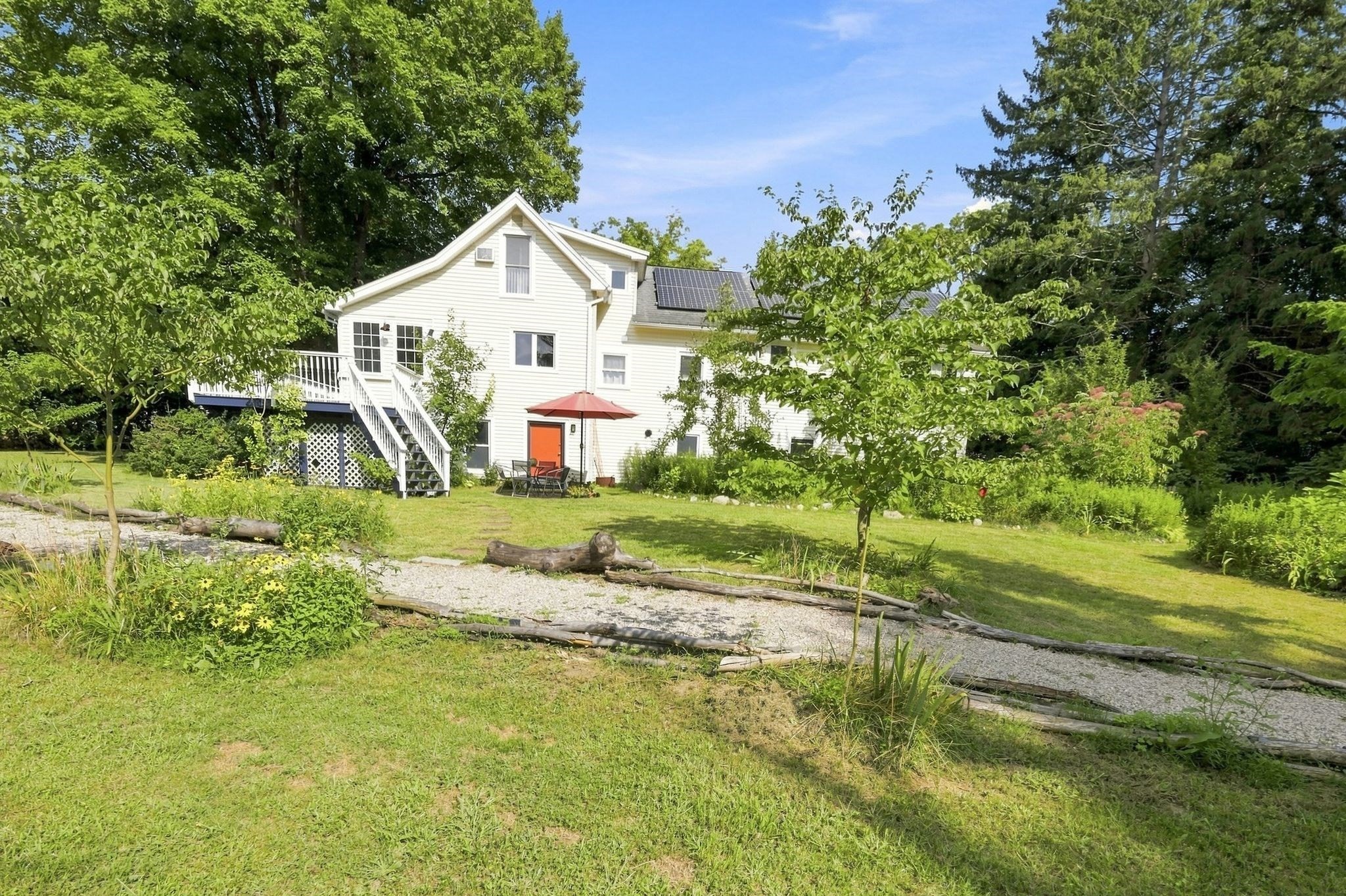 143 Park St Property Photo 31