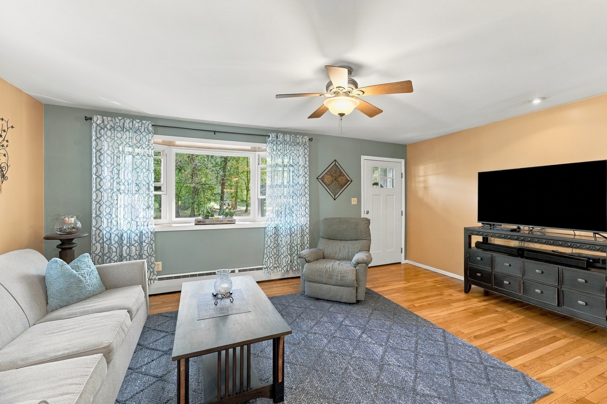 12 Trim Street Property Photo 4