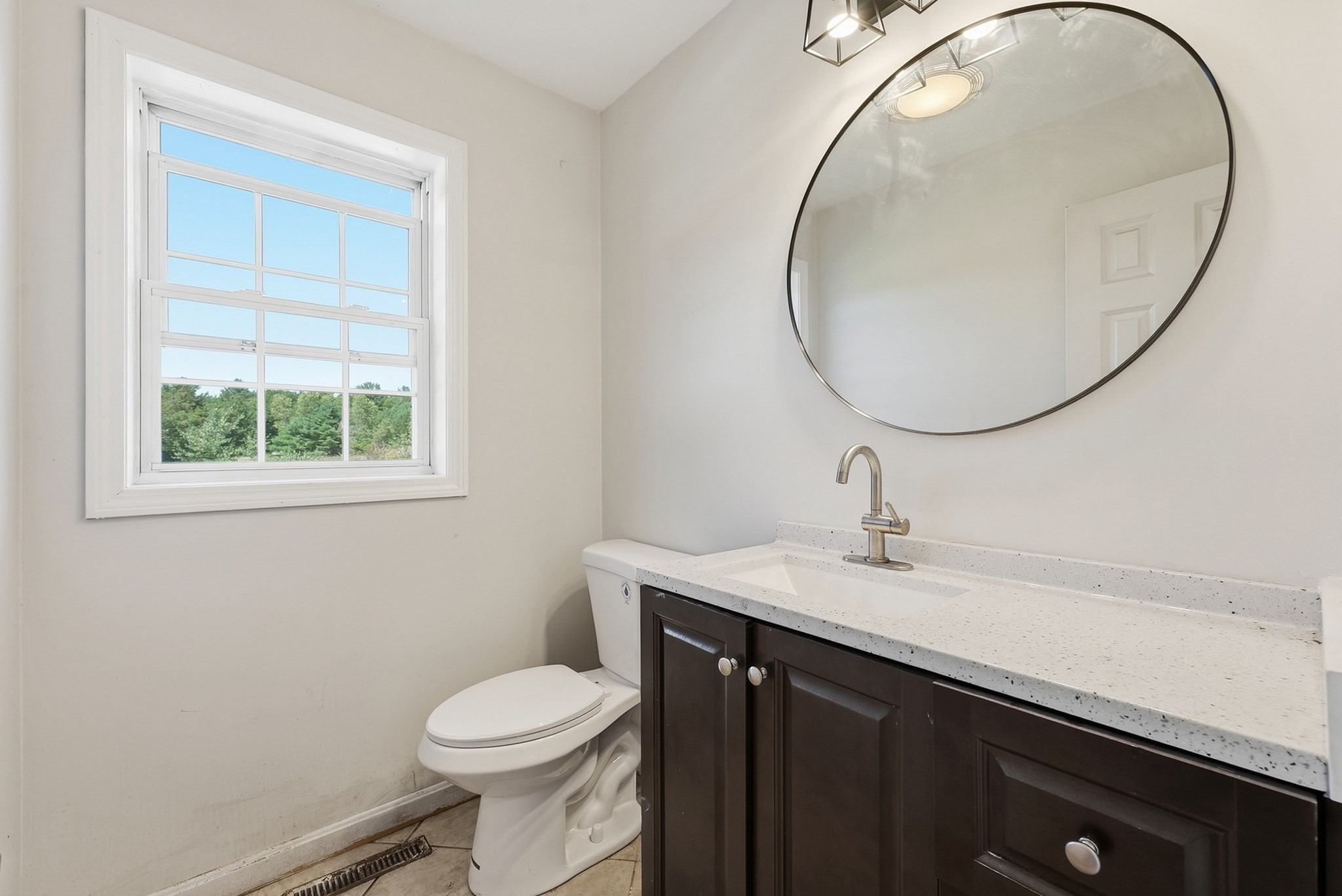39 Gibbs Rd Property Photo 14